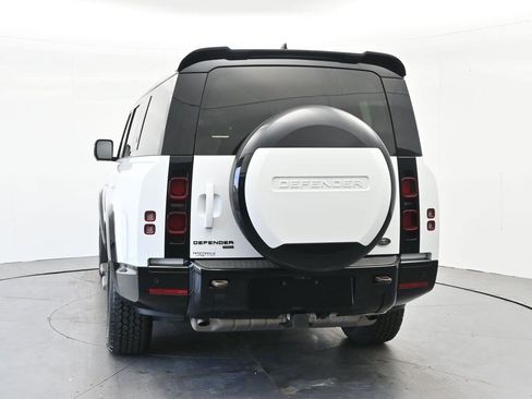 Used 2023 Land Rover Defender 130 X-Dynamic SE AWD/4WD image 7