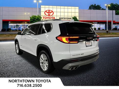 Used 2024 GMC Acadia Elevation image 3