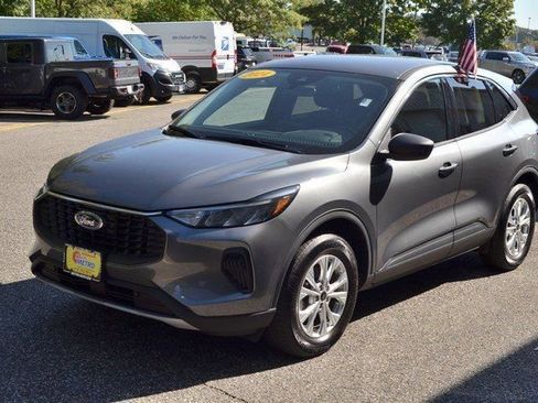 Used 2024 Ford Escape Active image 4