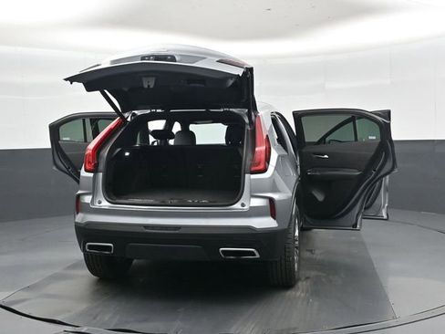 Used 2024 Cadillac XT4 Premium Luxury image 48