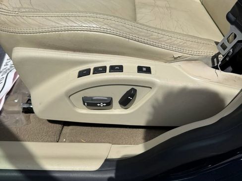 Used 2012 Volvo XC60 T6 image 9