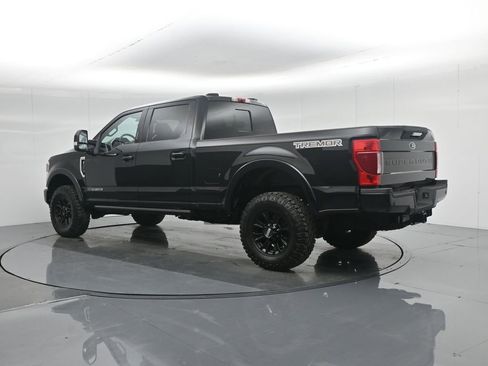 Used 2022 Ford F250 Lariat w/ Tremor Off-Road Package image 7