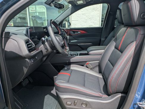 New 2026 Chevrolet Traverse RS image 21