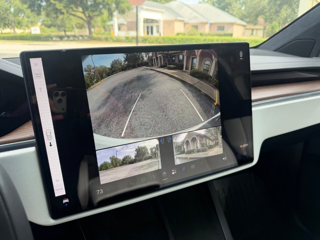 Used 2023 Tesla Model X AWD/4WD image 21
