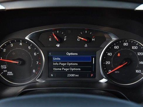 Used 2025 Chevrolet Blazer LT image 11