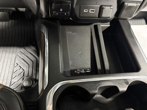 Used 2020 Chevrolet Silverado 2500 High Country w/ Z71 Off-Road Package image 39