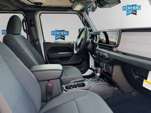 New 2025 Jeep Wrangler Sport S image 15