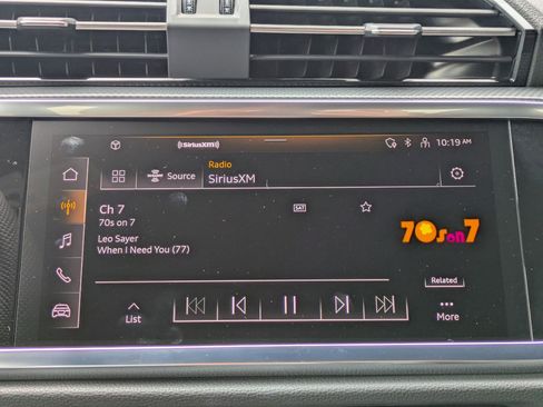 Used 2025 Audi Q3 2.0T Premium Plus w/ Premium Plus Package image 18