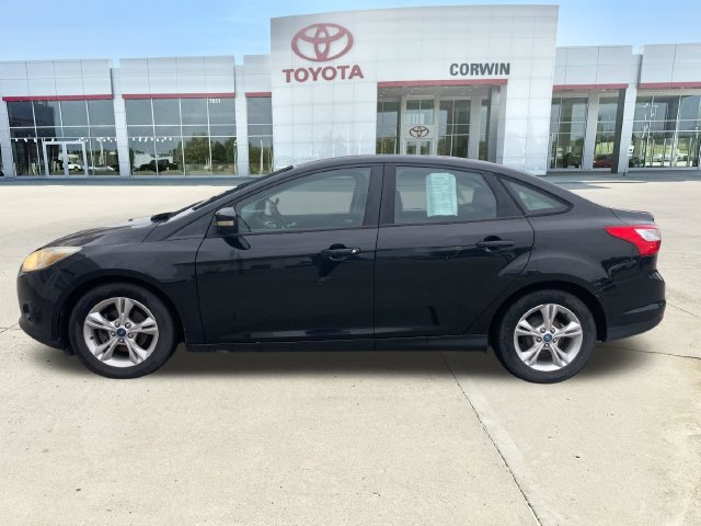 Used 2013 Ford Focus SE FWD image 2