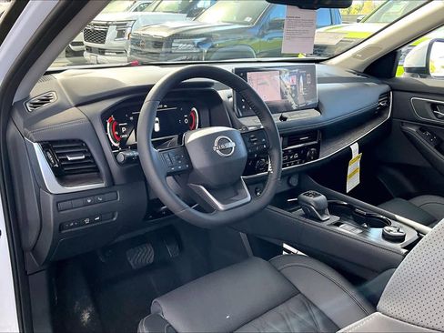 New 2026 Nissan Rogue Platinum w/ Platinum Premium Package image 10