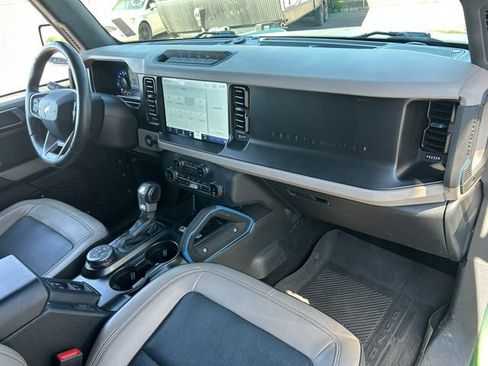 Used 2022 Ford Bronco Wildtrak AWD/4WD image 34