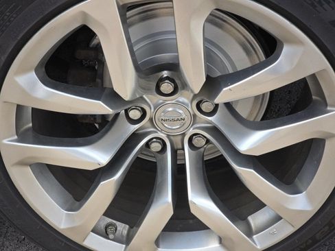 Used 2010 Nissan 370Z Touring RWD image 14