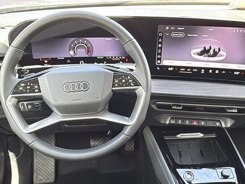 New 2026 Audi Q3 quattro 2.0T AWD/4WD image 19