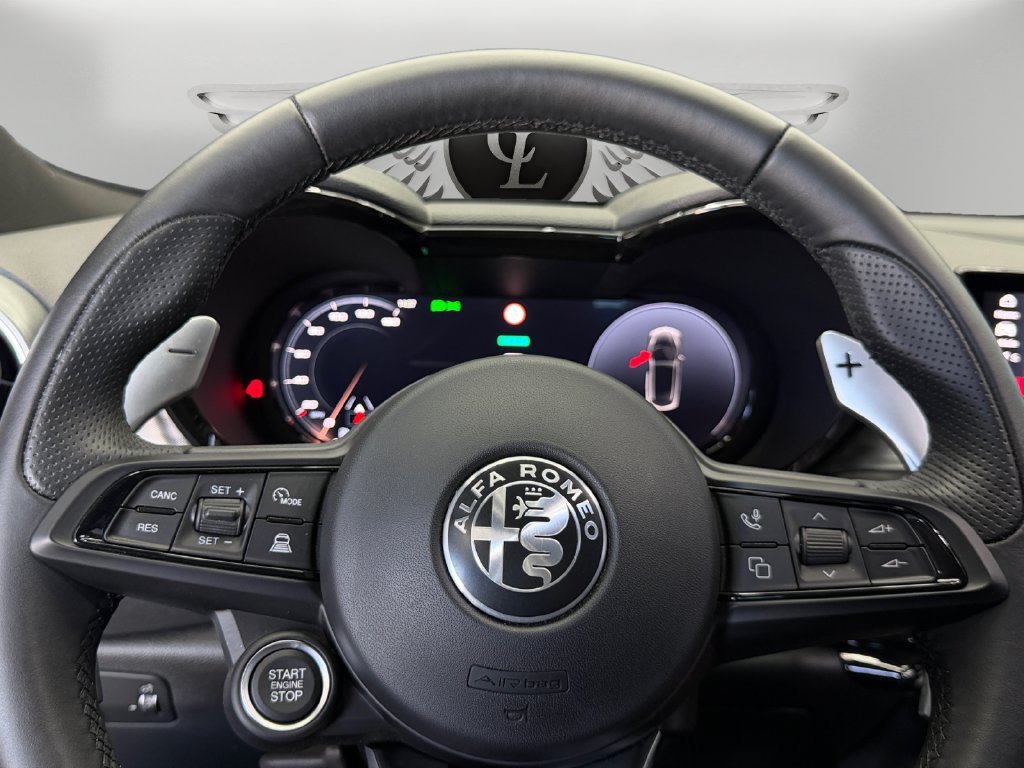 Used 2024 Alfa Romeo Tonale Veloce AWD/4WD image 19