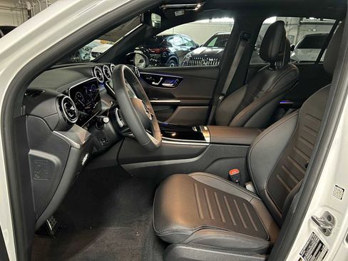 New 2026 Mercedes-Benz GLC 300 4MATIC image 23