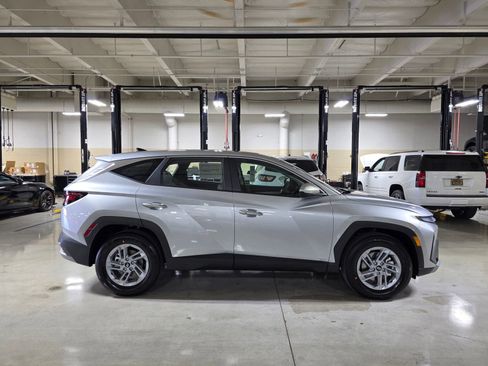 New 2026 Hyundai Tucson SE FWD image 8