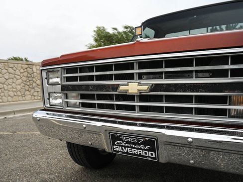 Used 1987 Chevrolet C/K Truck 2500 RWD image 74