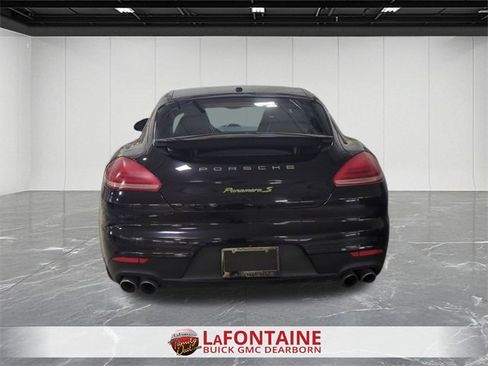 Used 2014 Porsche Panamera S image 7