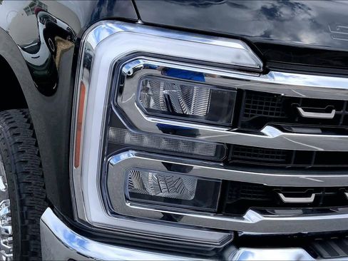 Used 2024 Ford F250 King Ranch w/ Chrome Package image 28