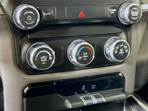 Used 2022 RAM 1500 Big Horn image 13