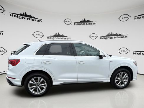 Used 2025 Audi Q3 2.0T Premium image 6