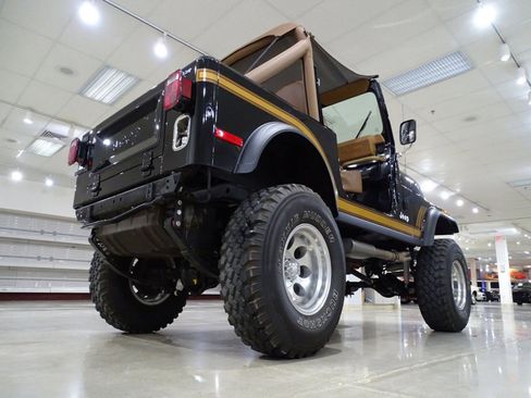 Used 1986 Jeep CJ 7 image 6