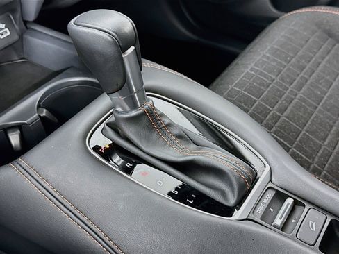 Certified 2025 Honda HR-V Sport image 16