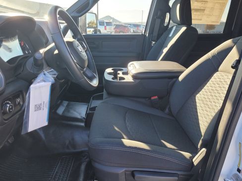 New 2025 RAM 2500 Tradesman w/ Special Service Vehicle Group image 11