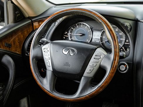 Used 2016 INFINITI QX80 4WD w/ Deluxe Technology Package image 18