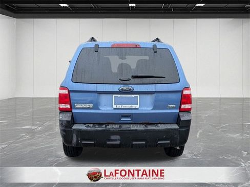 Used 2010 Ford Escape XLT image 4