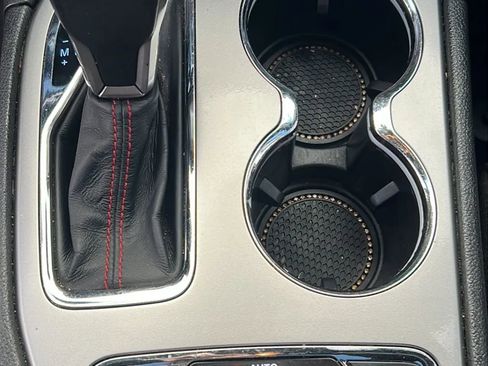 Used 2017 Jeep Grand Cherokee Trailhawk image 25