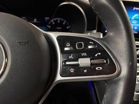 Used 2020 Mercedes-Benz GLC 300 image 24