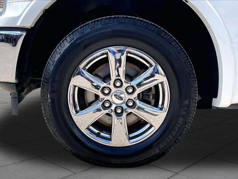 Used 2020 Ford F150 Lariat w/ Equipment Group 502A Luxury RWD image 12