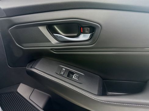 Used 2023 Honda Accord Sport image 31