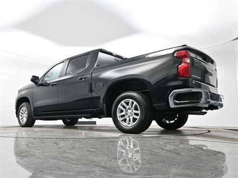 Used 2020 Chevrolet Silverado 1500 LT w/ Convenience Package image 27