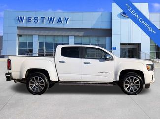 Used 2022 GMC Canyon Denali video 2