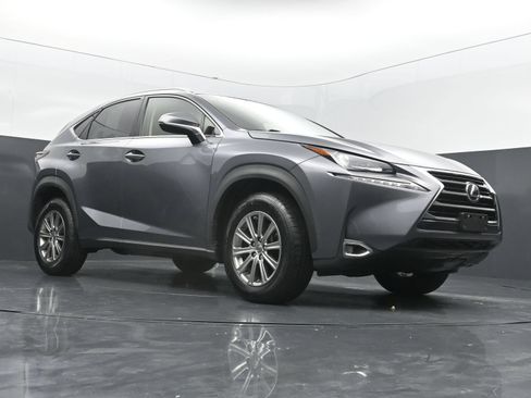 Used 2017 Lexus NX 200t FWD image 41