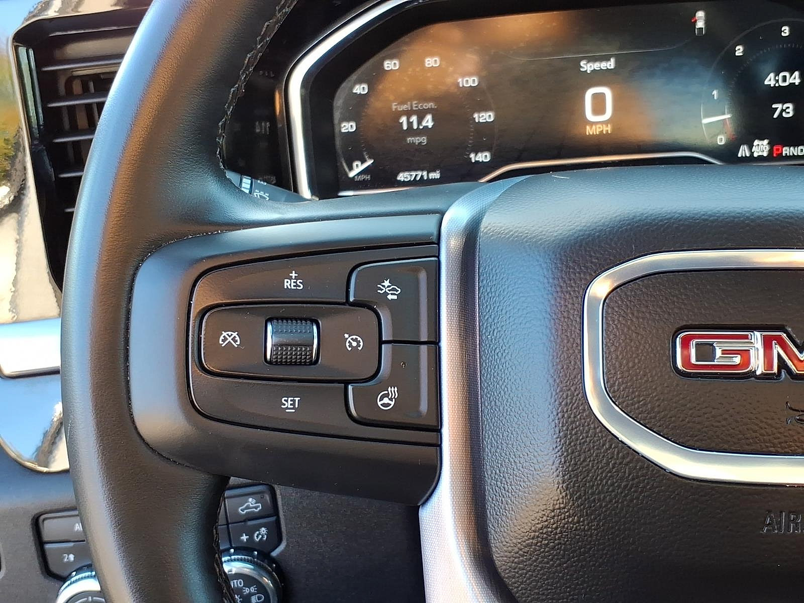 Used 2025 GMC Sierra 1500 SLT AWD/4WD image 15