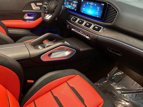 New 2026 Mercedes-Benz GLE 53 AMG 4MATIC Coupe image 27