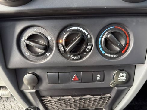 Used 2010 Jeep Wrangler Sport AWD/4WD image 23
