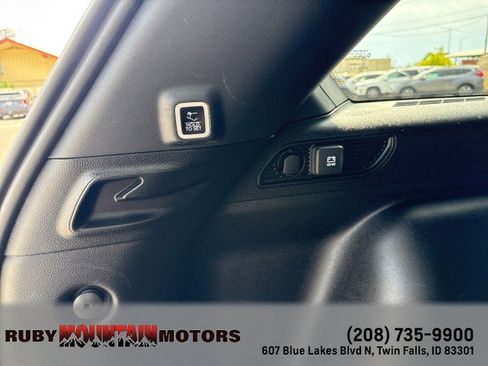 Used 2024 Jeep Grand Cherokee Laredo X w/ Luxury Tech Group I AWD/4WD image 26