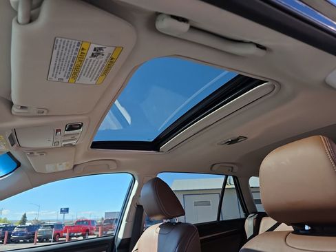 Used 2017 Subaru Outback 3.6R Touring image 25