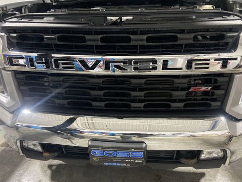 Used 2022 Chevrolet Silverado 3500 LT w/ Convenience Package AWD/4WD image 29