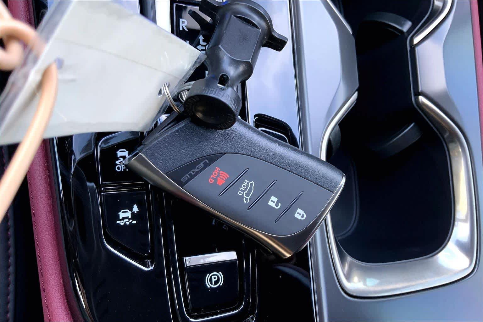 Used 2026 Lexus NX 350 AWD w/ Cold Area Package image 14