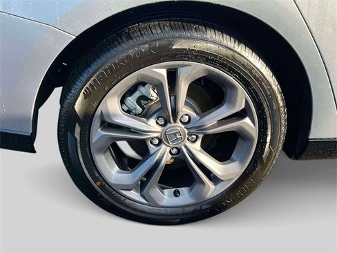 Used 2025 Honda Accord EX-L image 8