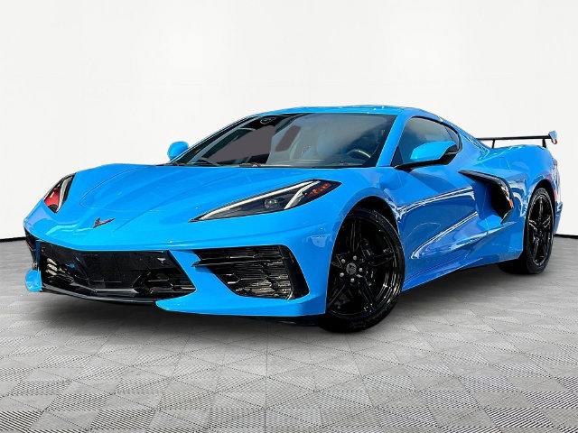 Used 2020 Chevrolet Corvette Stingray Premium Cpe w/ 3LT Preferred Equipment Group RWD image 3