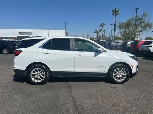 Used 2024 Chevrolet Equinox LT image 18