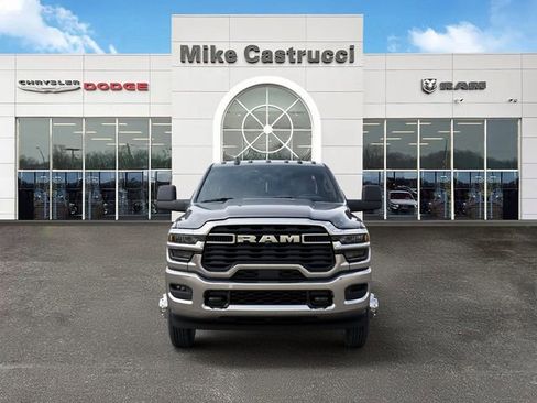 New 2026 RAM 3500 Tradesman AWD/4WD image 6