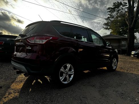 Used 2014 Ford Escape SE w/ Equipment Group 201A image 8