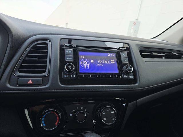 Used 2019 Honda HR-V LX image 12